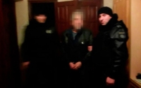 Под Одессой мужчина взял в заложники женщин