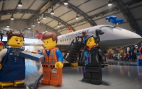 Turkish Airlines запустили новую видеоинструкцию по безопасности в партнерстве с LEGO