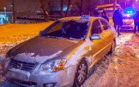 В Днепре дерзкий подросток с пистолетом и друзьями катался в такси (видео)