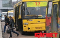 В Киеве предлагают «переселить» все маршрутки за город и на выселки