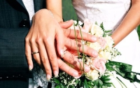 Правоохранители сорвали свадьбу, обвинив молодоженов в фиктивном браке