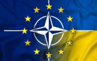 НАТО увеличивает поддержку Украины