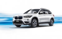 Удлиненный BMW X1 получил электромотор