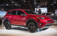 Toyota RAV4 2019 показали на очередном рендере