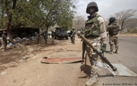 Военные обстреляли протестующих в Нигерии: есть раненые