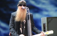 Гитарист ZZ Top добирался на собственный концерт на метро