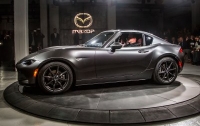 Озвучена стоимость новой Mazda MX-5 RF