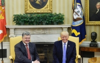 Порошенко не обсуждал закон о возвращении Донбасса с Трампом