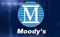 «Moody's» понизил рейтинги трех крупнейших банков Украины