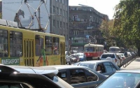 В центре Киева образовалась многокилометровая пробка (ФОТО)