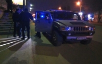 В Днепре задержали пьяного мужчину на Hummer