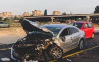 ДТП в Киеве: на Богатырской произошла тройная авария, есть пострадавшие