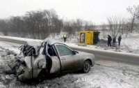 На Донетчине бабуля за рулем пустила под откос пассажирский автобус