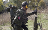 Под Луганском боевики обстреляли мирных жителей