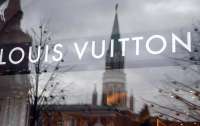 Як люксові бренди оминають санкції та постачають продукцію до рф, – розслідування FT