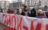 Под Киевсоветом снова не поделили землю (ФОТО)