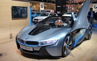 BMW официально анонсирует выпуск кабриолета i8