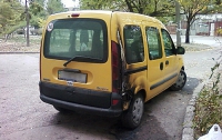 В Севастополе подожгли RENAULT Kangoo