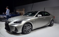 Состоялась презентация обновленного седана Lexus IS