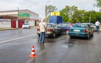 ДТП в Днепре: на перекрестке столкнулись четыре авто