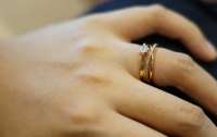 В Таиланде врачи нашли кольцо, которое женщина проглотила вместе с витаминами