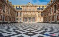 Горел Версальский дворец в Париже