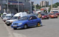 С начала года в Киеве обустроили только 6 новых парковок