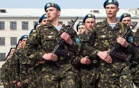 К 2015 году военных в Украине станет меньше на 30%