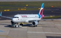 Самолет компании Eurowings вылетел из аэропорта, 