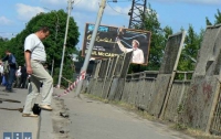 Во Львове упала часть моста